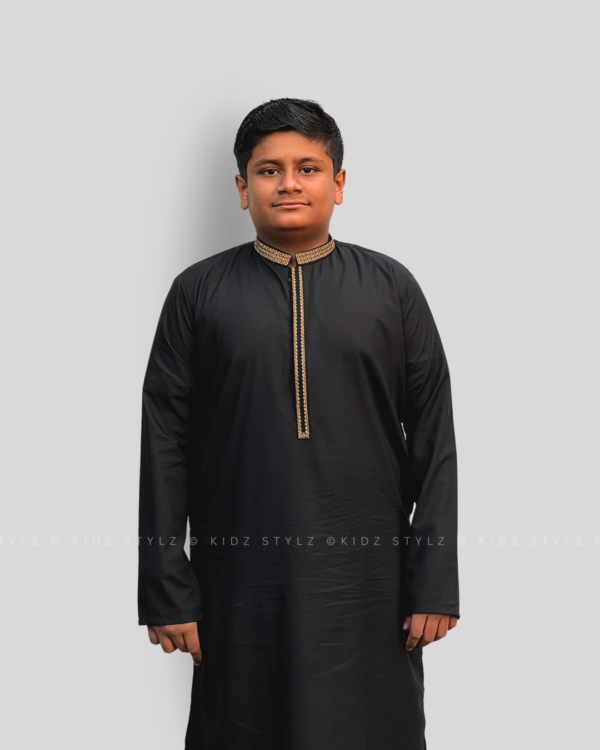 Boys Black Embroidery Kurta,Trouser (Viscose)